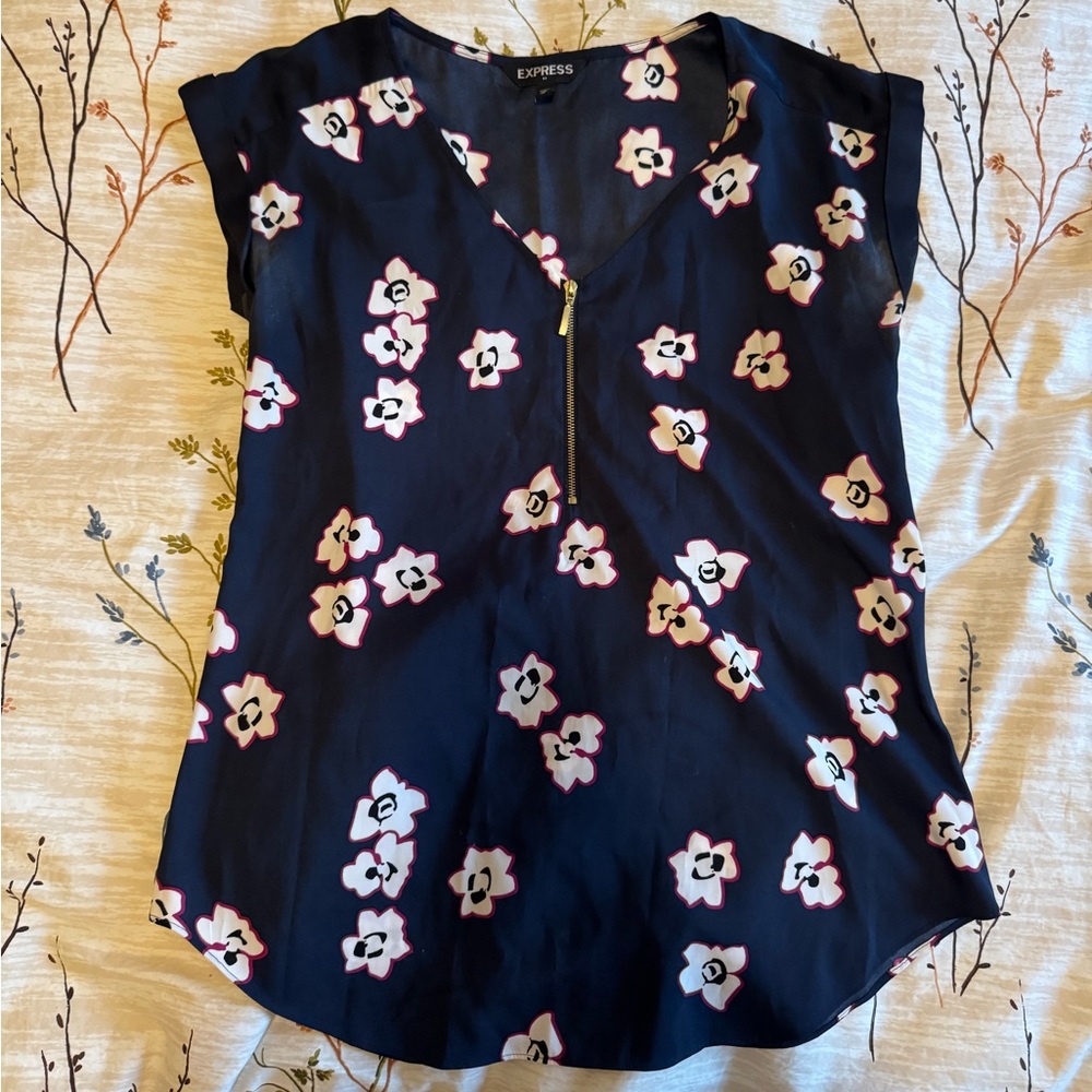 Express Dark Blue Floral Women's Blouse